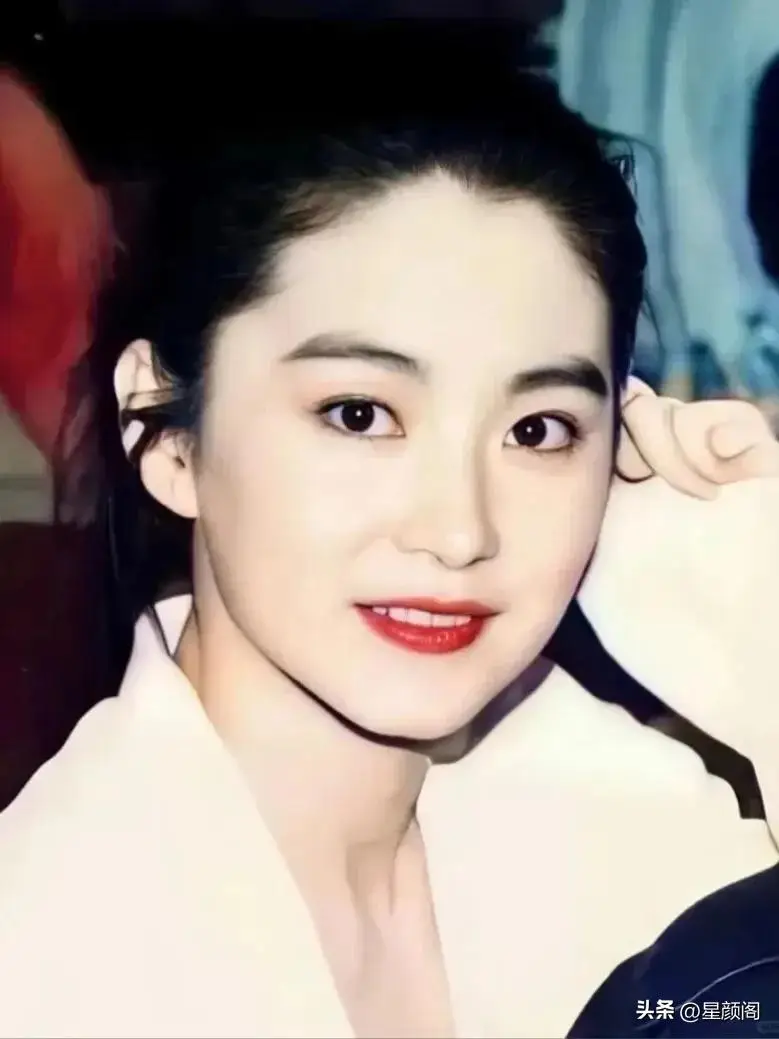 林青霞气质独特_林青霞的演艺风格与个人魅力_林青霞介绍