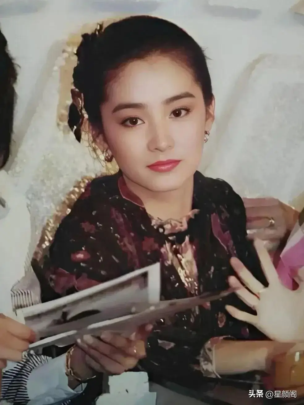 林青霞介绍_林青霞气质独特_林青霞的演艺风格与个人魅力