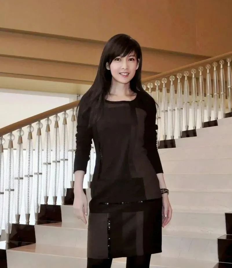 周慧敏的音乐成就与影视作品_周慧敏影视mv_周慧敏成名曲视频