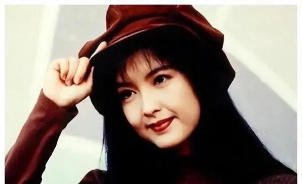 周慧敏的音乐成就与影视作品_周慧敏成名曲视频_周慧敏影视mv