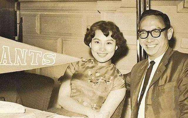 见到关之琳真人天涯_关之琳的影迷见面会与互动回忆_见到关之琳