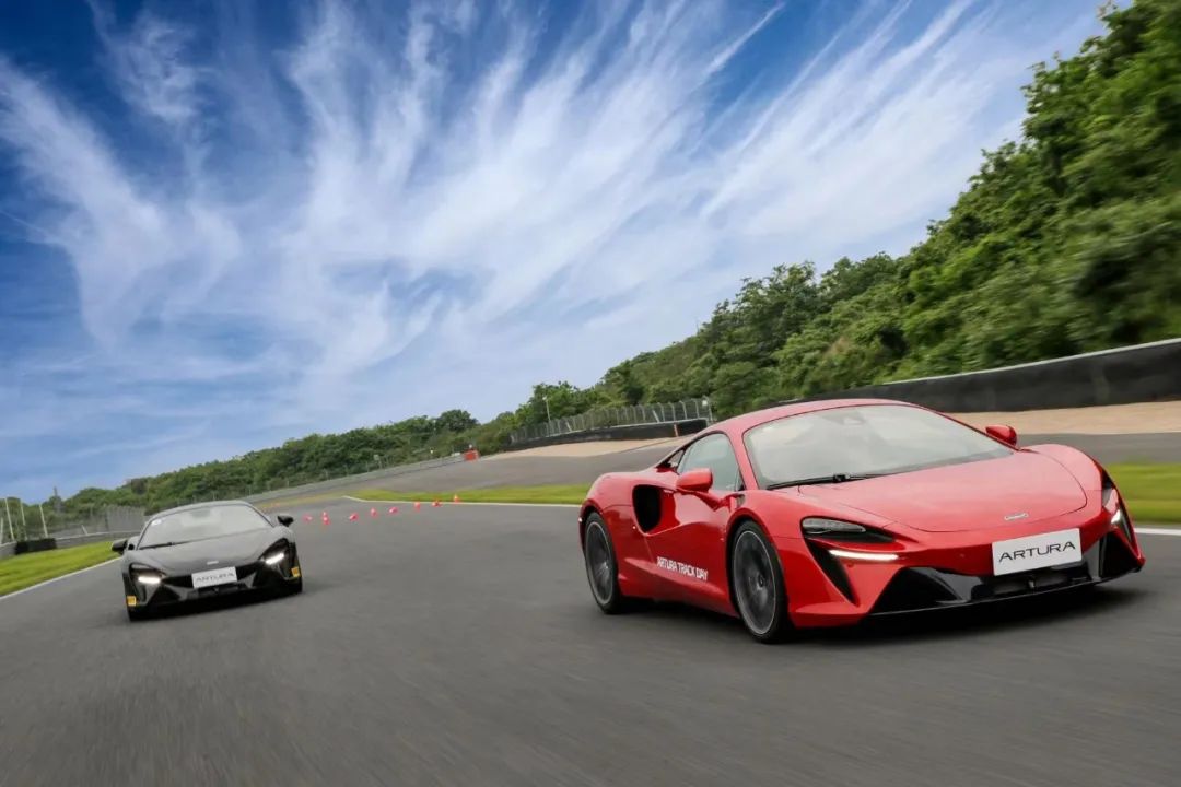 迈凯伦百科_迈凯伦计划_如何通过拥有迈凯伦提升自信？