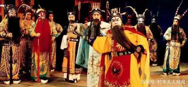 曹操为什么信任荀彧_荀攸与曹操的信任关系_曹操信任的人