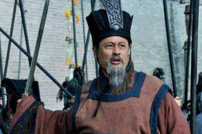 荀攸与曹操的信任关系_曹操信任曹仁吗_曹操信任的人