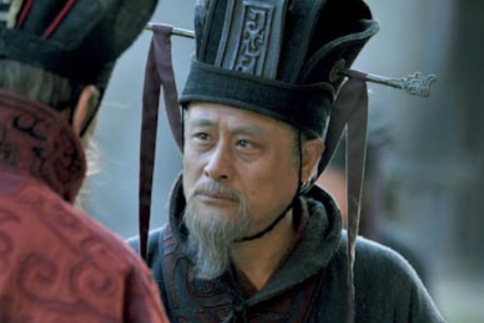 曹操信任曹仁吗_荀攸与曹操的信任关系_曹操信任的人