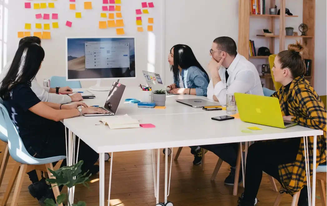 未来的办公环境:TP-LINK打造数字集成_集成办公室装修效果图_集成办公系统