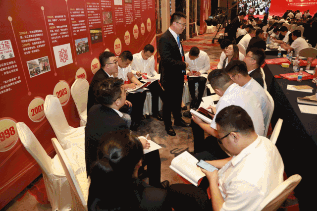 雷军成功的个人特质_雷军成功的关键因素_雷军的总结:成功企业家的必备素质