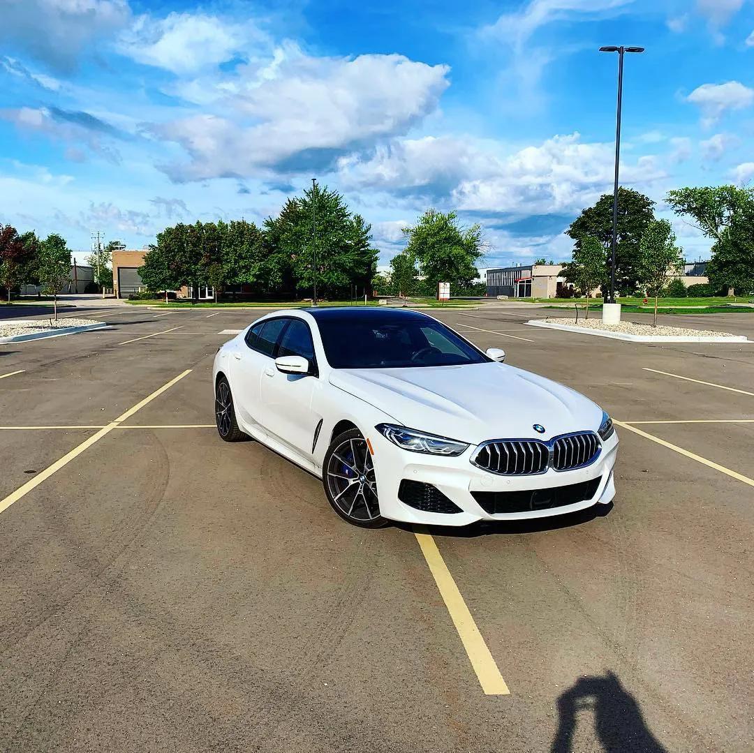 奔驰的全球生产布局与市场策略_奔驰汽车市场环境分析_奔驰产业