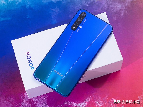 荣耀专业相机拍夜景_荣耀夜景参数_评测荣耀的拍照模式:夜景与人像解析