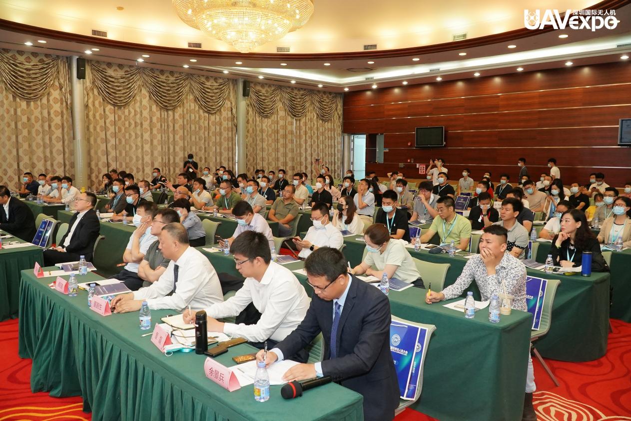 无人物流车的应用范围_TP1000:如何将无人机技术应用于城市物流?_无人物流运输